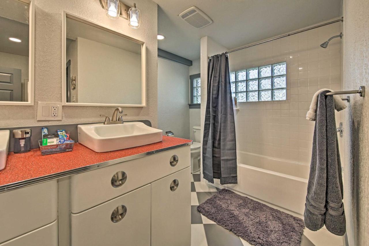 Retro Updated Blanco Abode - Steps To Main Street! Extérieur photo